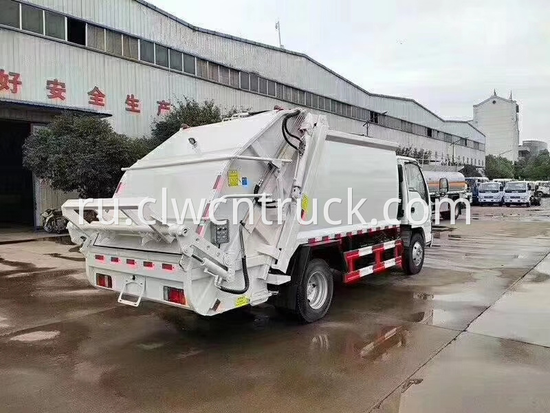 ISUZU garbage truck price